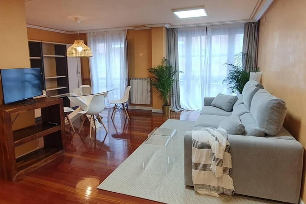 Apartmán Centrico Apto Cangas De Onis, Cerca Puente Romano Exteriér fotografie